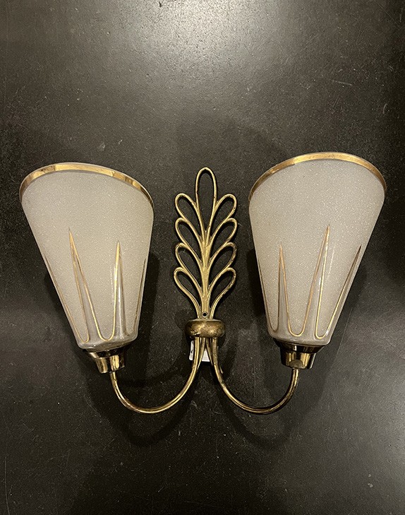 Applique verre opaline des années 50