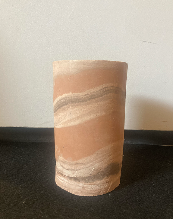 Vase 05