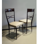Lot chaises de bois et skaï
