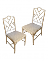 Ensemble chaises et bancs